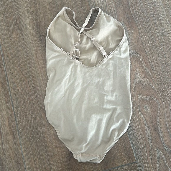 Girls beige leotard. Tag removed for comfort. See pictures for measurements. - Picture 2 of 5